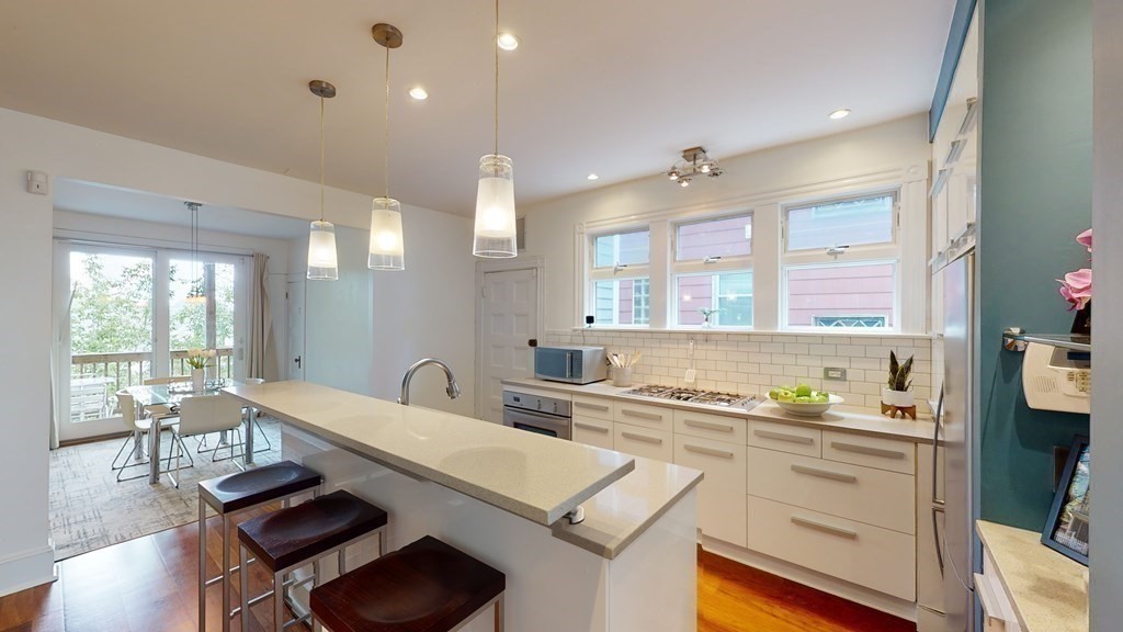 Pendant Trio, Calumet St. Boston